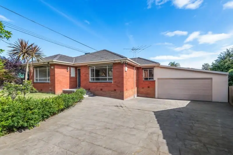 Main view of Homely house listing, 21 Kuranda Crescent, Oakleigh East VIC 3166