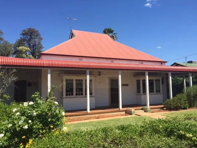 114 Orange Street, Condobolin NSW 2877