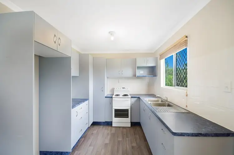 Fourth view of Homely house listing, 8 Naples Court, Kelso QLD 4815