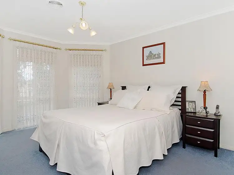 Seventh view of Homely house listing, 33 Island Place, Mill Park VIC 3082