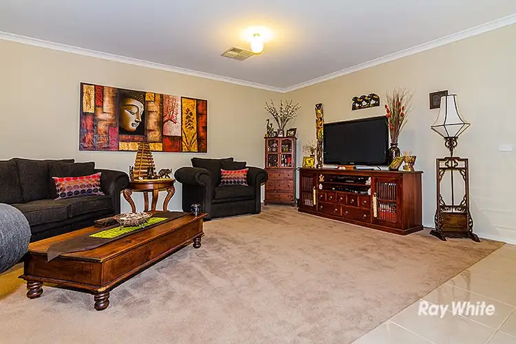 Fourth view of Homely house listing, 4 Gladiolus Circuit, Cranbourne North VIC 3977