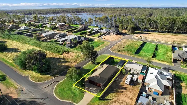 96 Pasley Street, Bundalong VIC 3730
