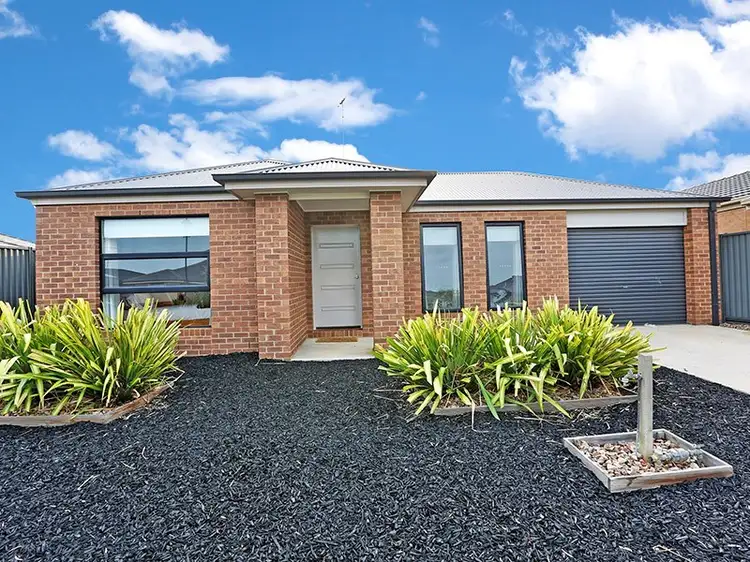 Main view of Homely house listing, 32 Nankeen Avenue, Lara VIC 3212