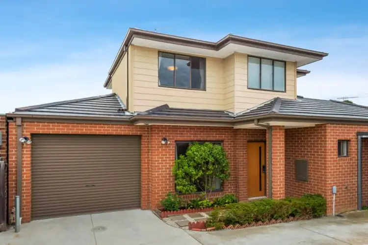 2/17 Banksia Street, Clayton VIC 3168
