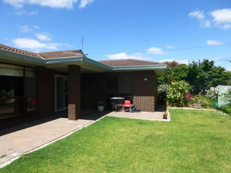 Main view of Homely house listing, 15 Rutley Crescent, Echuca VIC 3564