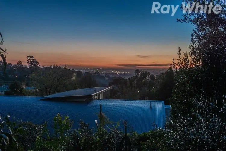 9 Janiesleigh Road, Upper Ferntree Gully VIC 3156