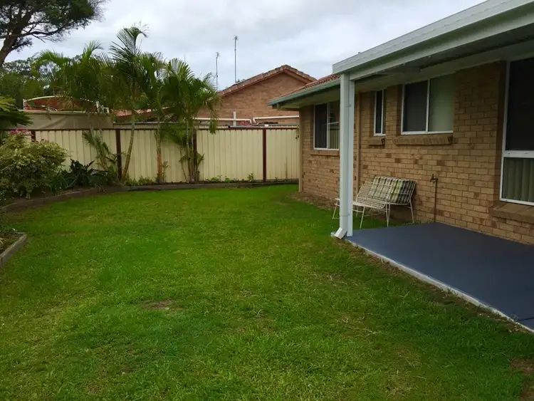 2/123 OLSEN Avenue, Labrador QLD 4215
