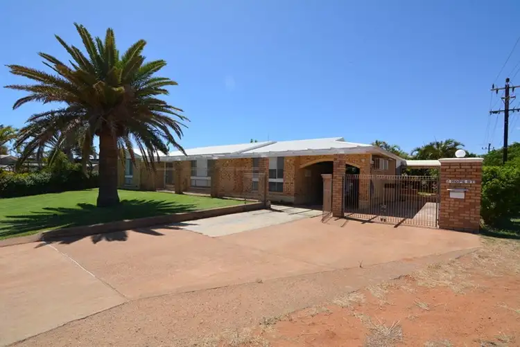 2 Hope Street, Carnarvon WA 6701