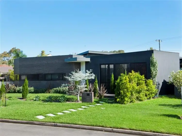 3 Clarence Crescent, Sylvania Waters NSW 2224