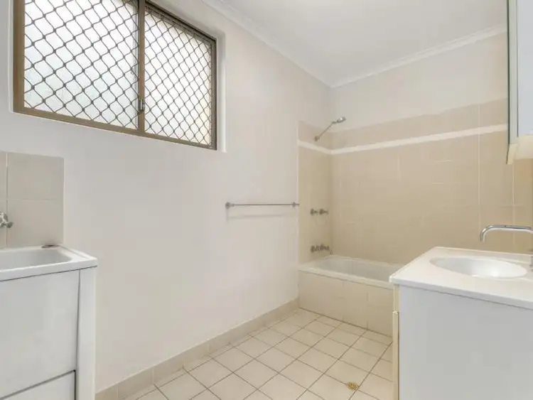 Sixth view of Homely unit listing, 2/9 Kedron Street, Wooloowin QLD 4030