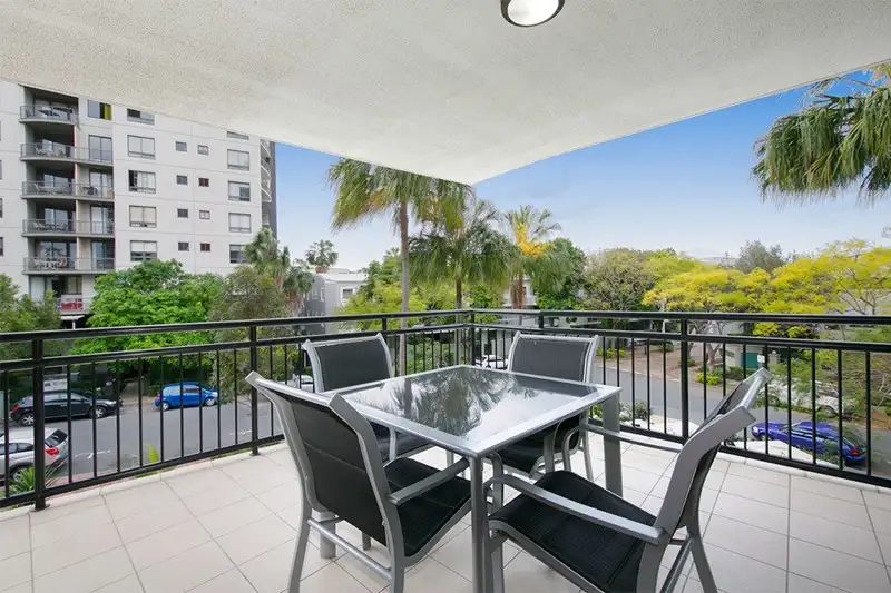 Main view of Homely apartment listing, 76/15 Goodwin Street, Kangaroo Point QLD 4169