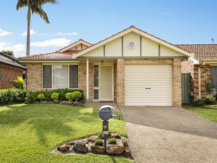17 Gatley Court, Wattle Grove NSW 2173
