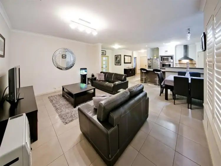 54B Chelsea Court, Dianella WA 6059