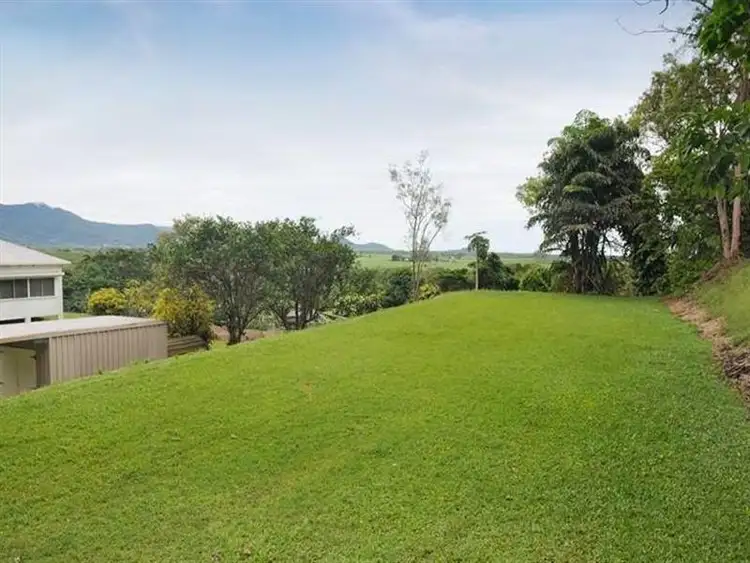 24 Behan Street, Stratford QLD 4870