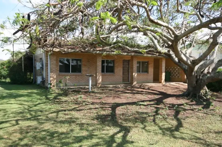 1 Poole Street, Sarina Beach QLD 4737