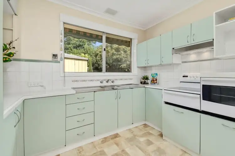 Fifth view of Homely house listing, 1 Bunton Place, Holt ACT 2615