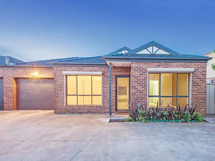 4/59 Caradon Drive, Truganina VIC 3029