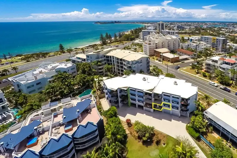 Main view of Homely unit listing, 2/10 Buderim Avenue, Alexandra Headland QLD 4572