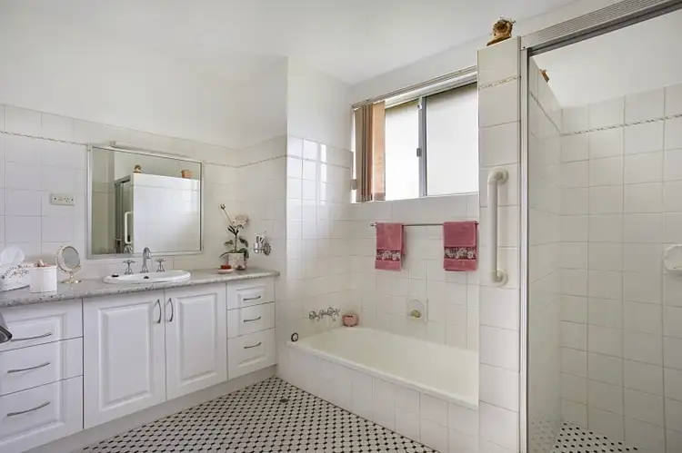 Fifth view of Homely apartment listing, 3/152 River Terrace, Kangaroo Point QLD 4169
