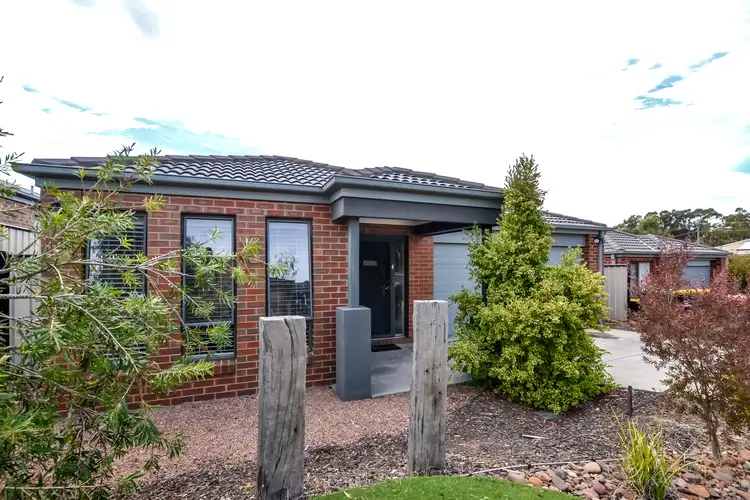 Second view of Homely house listing, 25 Imperial Court, California Gully VIC 3556