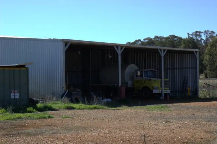 51~52 COOLAH Road, Binnaway NSW 2395