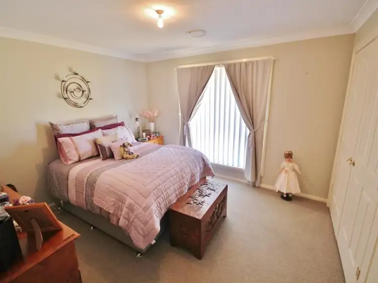 Sixth view of Homely house listing, 11 Petticoat Lane, Young NSW 2594