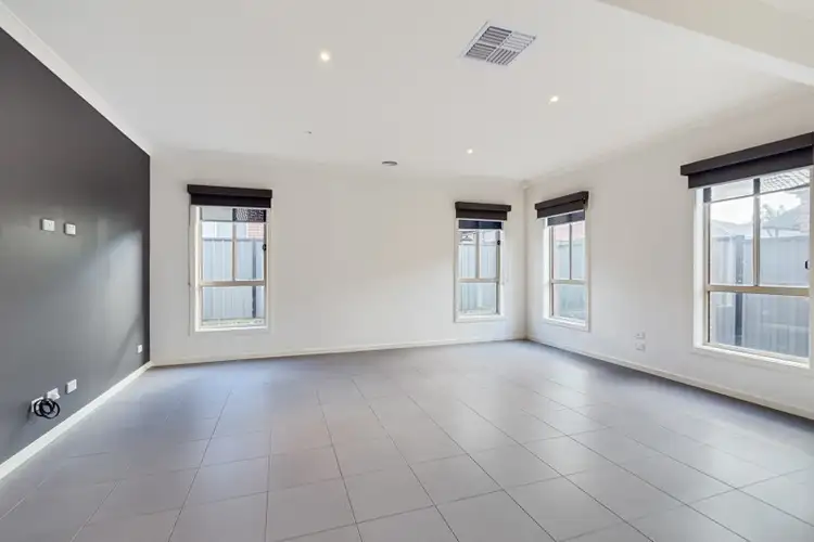Fifth view of Homely house listing, 8 Emden Road, Wollert VIC 3750