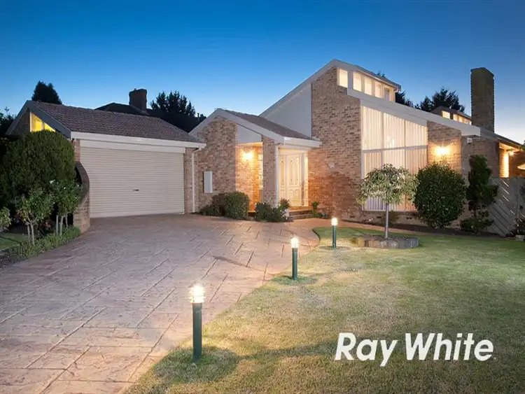 9 Yarralumla Drive, Langwarrin VIC 3910