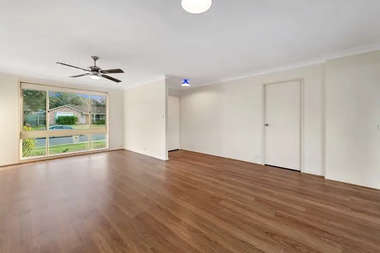 Second view of Homely house listing, 2/6 Guardian Crescent, Bligh Park NSW 2756
