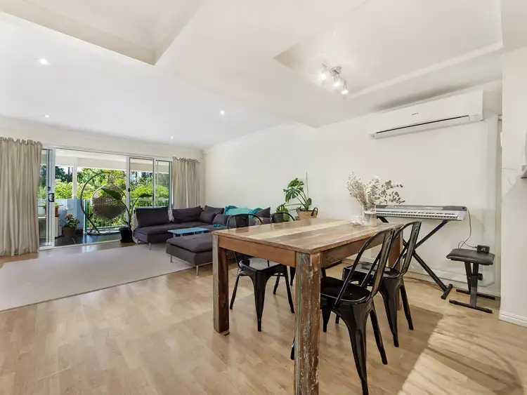 3/4 Ranier Crescent, Varsity Lakes QLD 4227