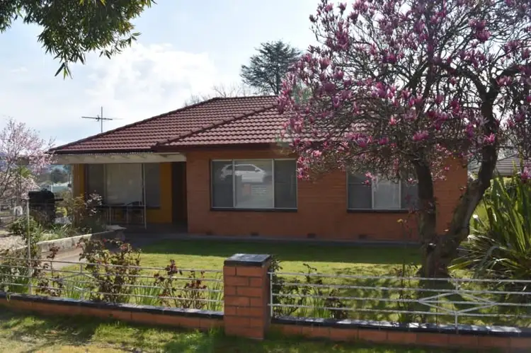 5 Bird Avenue, Myrtleford VIC 3737