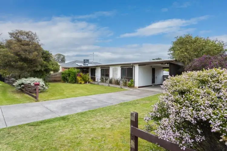 2 Highbury Road, Rye VIC 3941