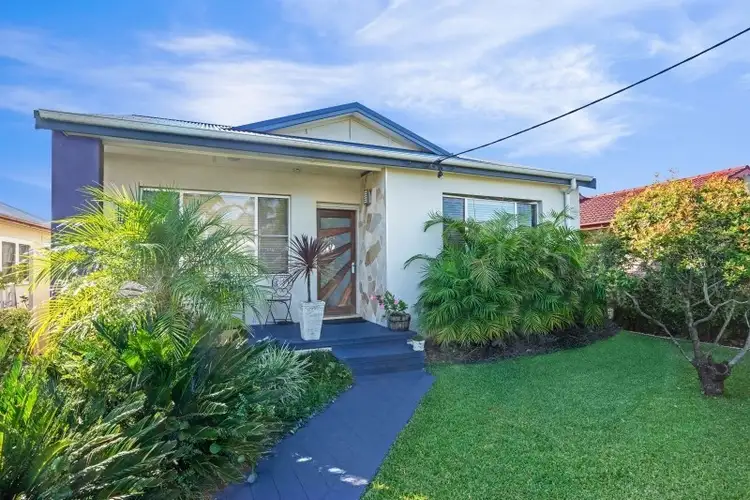 238 Trafalgar Avenue, Umina Beach NSW 2257