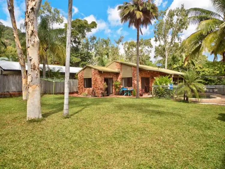 32 Petersen Street, Trinity Beach QLD 4879