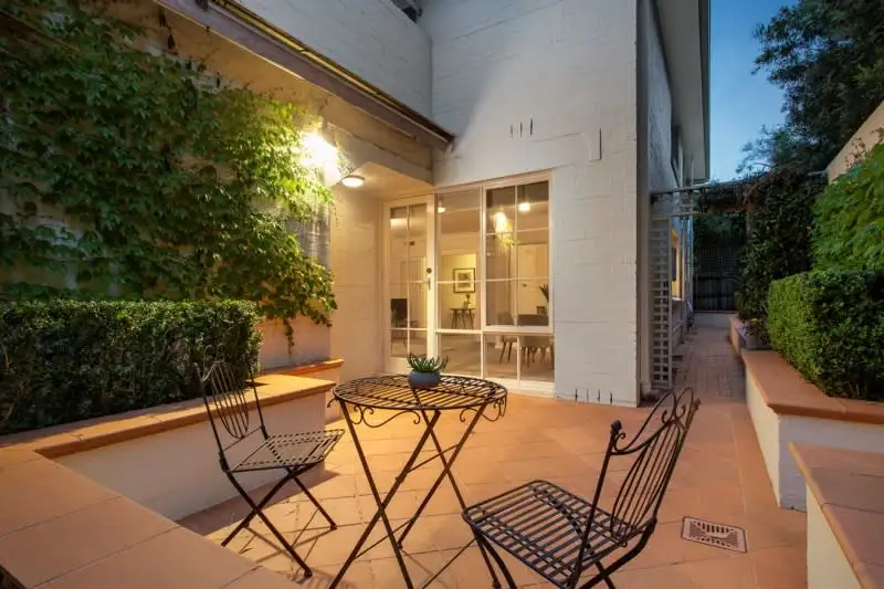 Main view of Homely unit listing, 4/7 Ferncroft Avenue, Malvern East VIC 3145