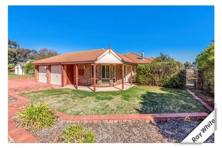 7 Darmody Place, Jerrabomberra NSW 2619