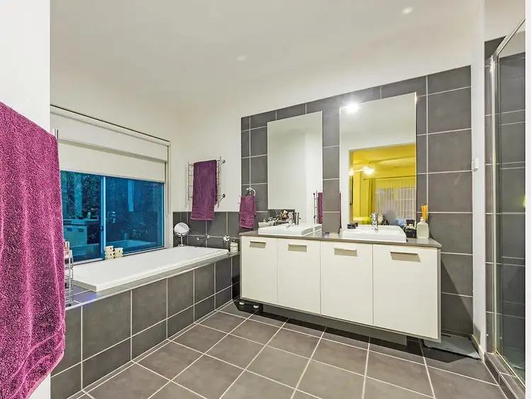 Sixth view of Homely house listing, 2 Ramona Court, Tarneit VIC 3029