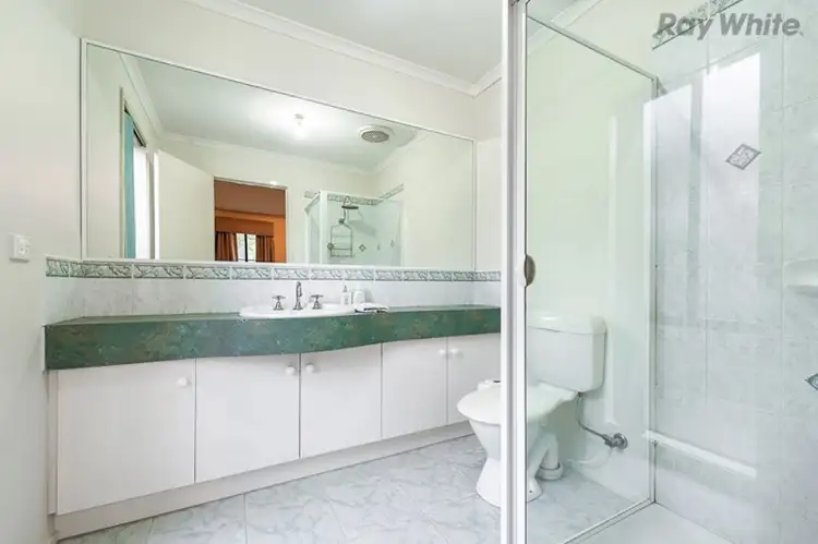 Sixth view of Homely house listing, 5 Tulip Court, Hillside VIC 3037