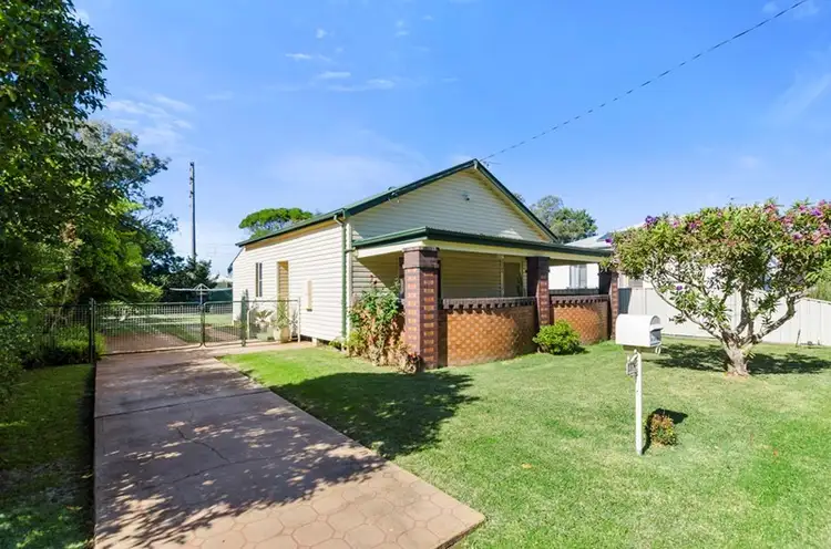 28 Hewitts Avenue, Thirroul NSW 2515