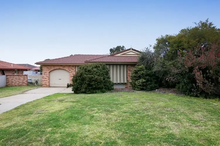 72 Dalman Parkway, Glenfield Park NSW 2650