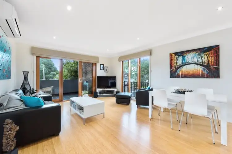 4/70 HEWISH Road, Croydon VIC 3136