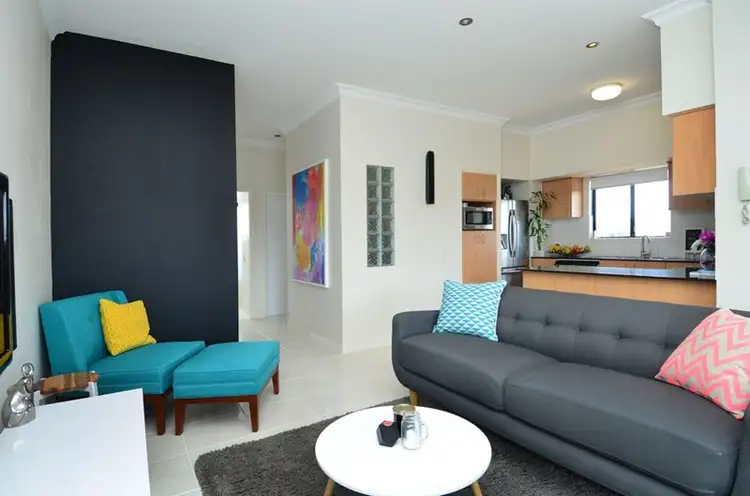 9/2008 Gold Coast Highway, Miami QLD 4220