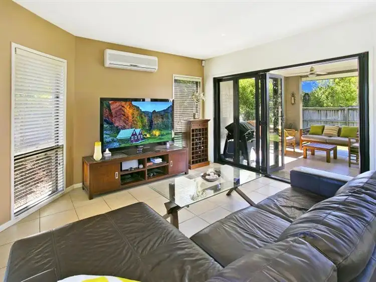Third view of Homely townhouse listing, 2/18 McPherson Road, Sinnamon Park QLD 4073