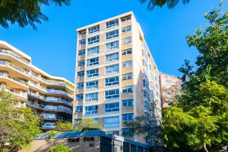 Main view of Homely studio listing, 21/51 Roslyn Gardens, Elizabeth Bay NSW 2011