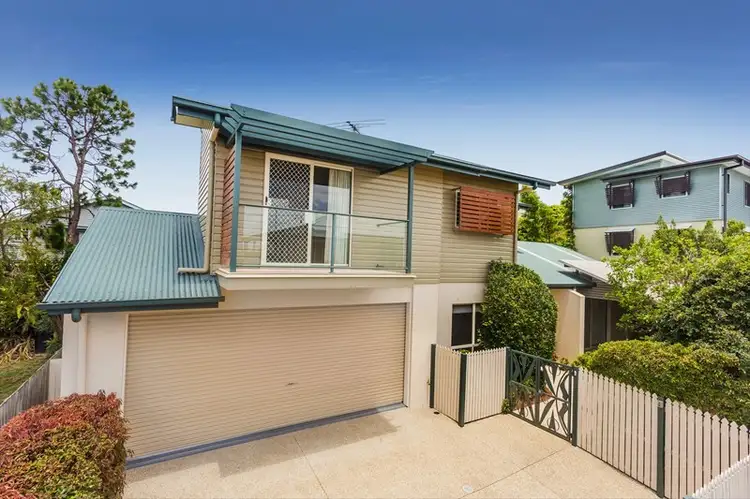 7 Seventh Avenue, Kedron QLD 4031