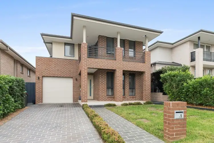 5 Stonequarry Way, Carnes Hill NSW 2171