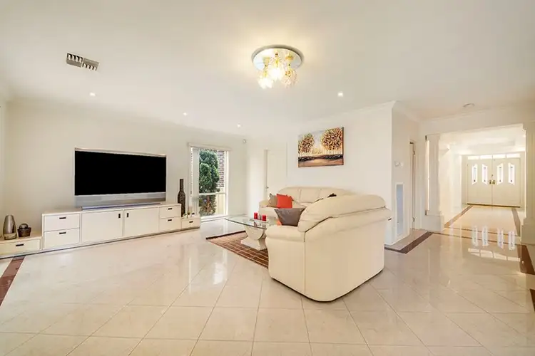 64 Thompsons Road, Bulleen VIC 3105
