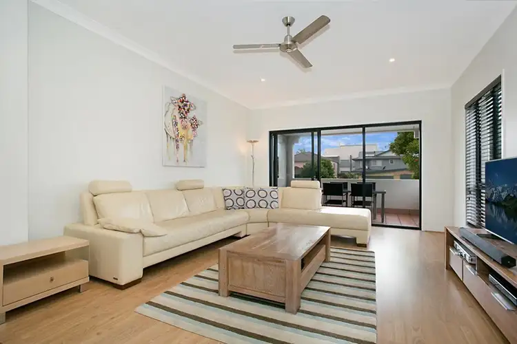 Third view of Homely other listing, 1/94 Dolphin Avenue, Mermaid Beach QLD 4218
