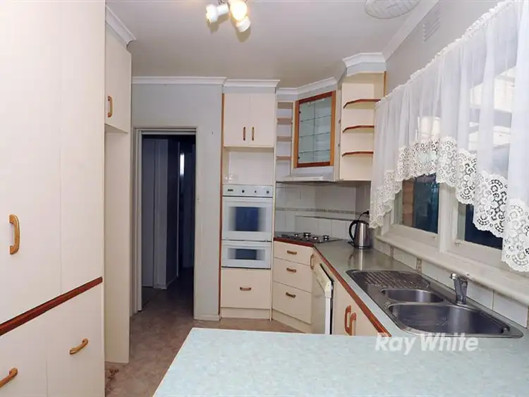 Fifth view of Homely house listing, 8 Bunnett Road, Knoxfield VIC 3180