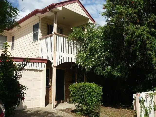 Main view of Homely townhouse listing, 2/5 Scanlan Street, East Brisbane QLD 4169